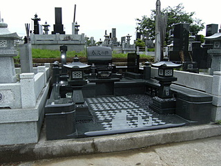 韮崎市　市営墓地
